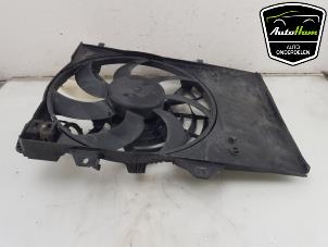 Gebruikte Koelvin Peugeot 208 I (CA/CC/CK/CL) 1.2 12V e-THP PureTech 110 Prijs € 60,00 Margeregeling aangeboden door AutoHam