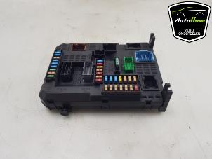 Gebruikte Module Bodycontrol Peugeot 2008 (CU) 1.2 12V e-THP PureTech 110 Prijs € 75,00 Margeregeling aangeboden door AutoHam