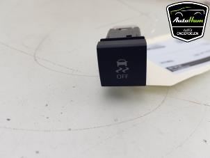 Gebruikte Schakelaar Toyota Corolla Touring Sport (E21/EH1) 2.0 16V Hybrid 200 Prijs € 20,00 Margeregeling aangeboden door AutoHam