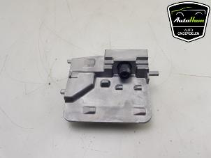 Gebruikte Camera voorzijde Toyota Corolla Touring Sport (E21/EH1) 2.0 16V Hybrid 200 Prijs € 225,00 Margeregeling aangeboden door AutoHam