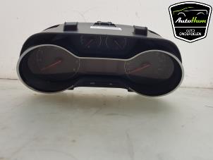 Gebruikte Cockpit Opel Crossland X/Crossland 1.2 12V Prijs € 50,00 Margeregeling aangeboden door AutoHam