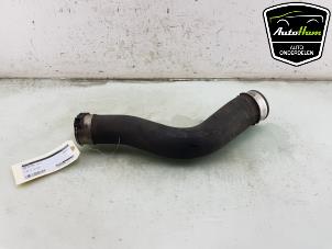 Gebruikte Intercooler Slang BMW X5 (F15) xDrive 40e 2.0 Prijs € 40,00 Margeregeling aangeboden door AutoHam