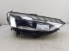 Audi A4 Avant (B9) 2.0 40 TFSI Mild hybrid 16V Koplamp rechts