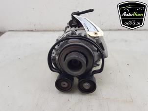 Gebruikte Alternator Audi A4 Avant (B9) 2.0 40 TFSI Mild hybrid 16V Prijs € 295,00 Margeregeling aangeboden door AutoHam