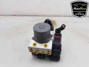 Gebruikte ABS Pomp Audi A4 Avant (B9) 2.0 40 TFSI Mild hybrid 16V Prijs € 295,00 Margeregeling aangeboden door AutoHam