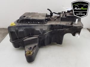 Gebruikte Adblue tank Opel Combo Cargo 1.5 CDTI 130 Prijs € 325,00 Margeregeling aangeboden door AutoHam