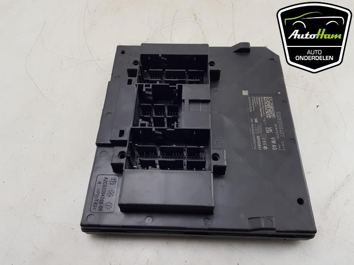 Computer Body Control van een Volkswagen Crafter (SY) 2.0 TDI 2023