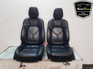 Gebruikte Bekleding Set (compleet) Porsche Cayenne II (92A) 3.0 S E-Hybrid 24V Prijs op aanvraag aangeboden door AutoHam