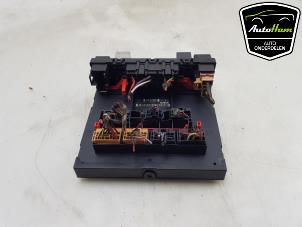 Gebruikte Computer Body Control Volkswagen Caddy III (2KA,2KH,2CA,2CH) 2.0 SDI Prijs € 50,00 Margeregeling aangeboden door AutoHam