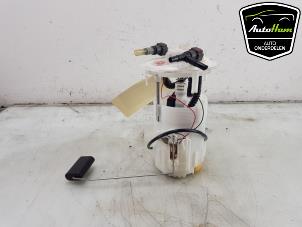 Gebruikte Brandstofpomp Elektrisch Mercedes Citan (415.6) 1.5 109 CDI Prijs € 75,00 Margeregeling aangeboden door AutoHam