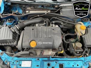 Gebruikte Versnellingsbak Opel Tigra Twin Top 1.8 16V Prijs op aanvraag aangeboden door AutoHam