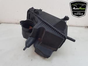 Gebruikte Luchtfilterhuis Renault Kangoo Express (FW) 1.5 dCi 75 FAP Prijs € 20,00 Margeregeling aangeboden door AutoHam