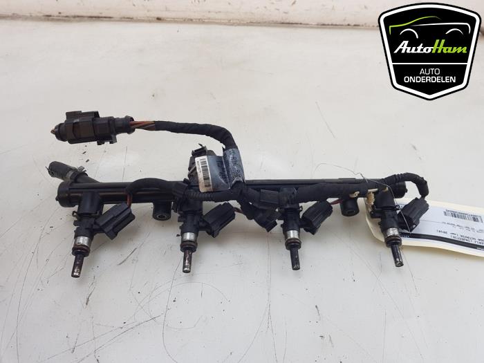 Gebruikte Injector brug Skoda Octavia Combi (5EAC) 1.8 TSI 16V Prijs € 75,00 Margeregeling aangeboden door AutoHam