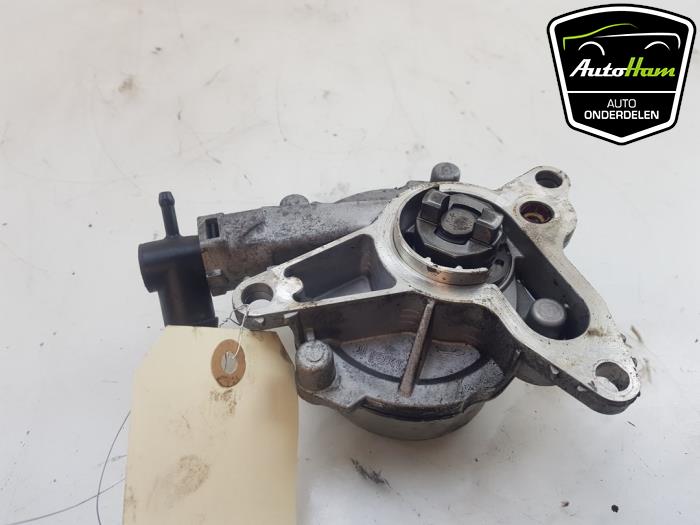 Vacuumpomp Rembekrachtiging van een Mercedes-Benz Vito (447.6) 1.6 111 CDI 16V 2017