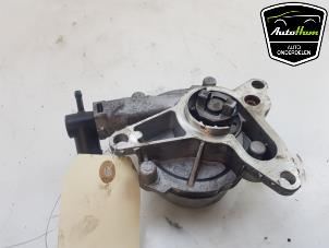 Gebruikte Vacuumpomp Rembekrachtiging Mercedes Vito (447.6) 1.6 111 CDI 16V Prijs € 60,50 Inclusief btw aangeboden door AutoHam