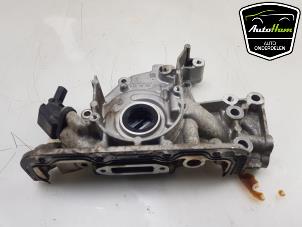 Gebruikte Oliepomp Volkswagen Golf VII (AUA) 1.0 TSI 12V BlueMotion Prijs € 75,00 Margeregeling aangeboden door AutoHam