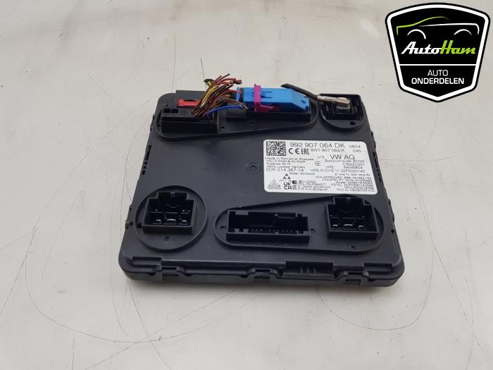 Gebruikte Bodycontrol Module Porsche Taycan (Y1A) 79/84 kWh Prijs € 250,00 Margeregeling aangeboden door AutoHam