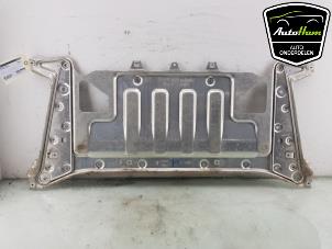 Gebruikte Beschermplaat bodem Audi RS e-tron GT (F83) 93 kWh Prijs € 125,00 Margeregeling aangeboden door AutoHam