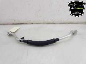 Gebruikte Airco Leiding Porsche Taycan (Y1A) 79/84 kWh Prijs € 35,00 Margeregeling aangeboden door AutoHam