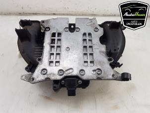 Gebruikte Inlaatspruitstuk BMW X5 (F15) xDrive 40e 2.0 Prijs € 35,00 Margeregeling aangeboden door AutoHam