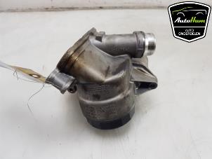 Gebruikte Oliefilterhuis BMW X5 (F15) xDrive 40e 2.0 Prijs € 40,00 Margeregeling aangeboden door AutoHam