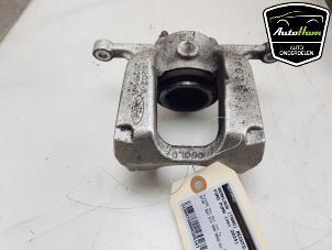 Gebruikte Remklauw (Tang) rechts-voor Ford Puma 1.0 Ti-VCT EcoBoost mHEV 12V Prijs € 50,00 Margeregeling aangeboden door AutoHam