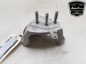 Gebruikte Motorsteun Ford Puma 1.0 Ti-VCT EcoBoost mHEV 12V Prijs € 15,00 Margeregeling aangeboden door AutoHam