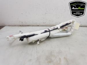 Gebruikte Airbag hemel rechts Toyota Yaris Cross (PB1/PJ1) 1.5 12V Hybrid 115 Prijs € 275,00 Margeregeling aangeboden door AutoHam