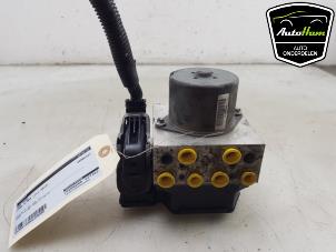 Gebruikte ABS Pomp Ford S-Max (GBW) 2.0 16V Prijs € 95,00 Margeregeling aangeboden door AutoHam