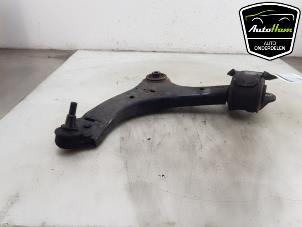 Gebruikte Triangel links-voor Ford S-Max (GBW) 2.0 16V Prijs € 30,00 Margeregeling aangeboden door AutoHam