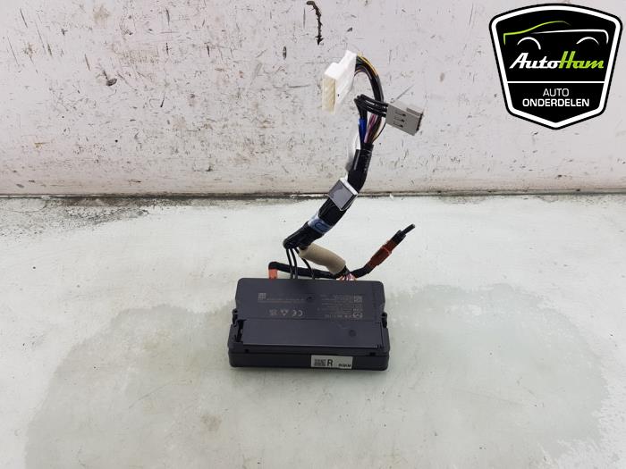 Telefoon Module van een Mazda 3 Sport (BP) 2.0 SkyActiv-X M Hybrid 16V 2023