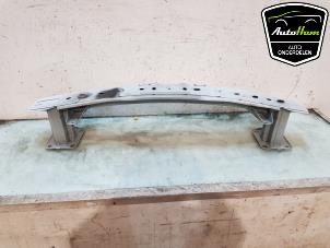 Gebruikte Bumperbalk voor Mazda 3 Sport (BP) 2.0 SkyActiv-X M Hybrid 16V Prijs € 150,00 Margeregeling aangeboden door AutoHam