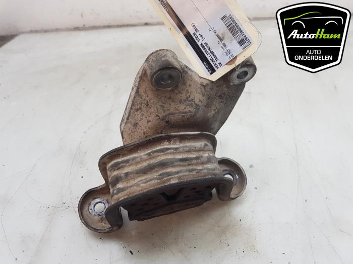 Gebruikte Versnellingsbak Steun Volkswagen Transporter T6 2.0 TDI DRF Prijs € 24,20 Inclusief btw aangeboden door AutoHam