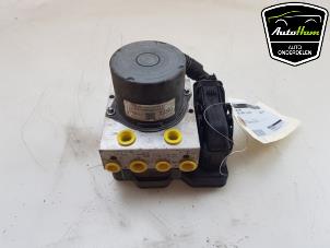 Gebruikte ABS Pomp Opel Astra K Sports Tourer 1.4 Turbo 16V Prijs € 75,00 Margeregeling aangeboden door AutoHam