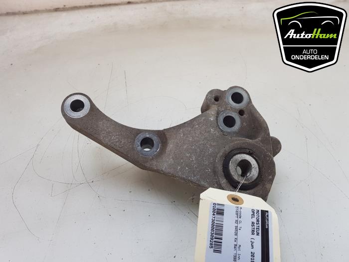 Gebruikte Motorrubber Opel Astra K Sports Tourer 1.4 Turbo 16V Prijs € 15,00 Margeregeling aangeboden door AutoHam