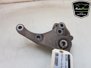 Gebruikte Motorrubber Opel Astra K Sports Tourer 1.4 Turbo 16V Prijs € 15,00 Margeregeling aangeboden door AutoHam