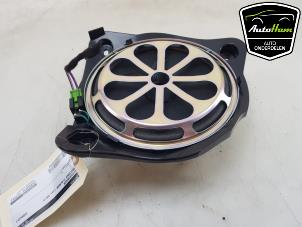 Gebruikte Luidspreker Mercedes C AMG (C205) 4.0 C-63 S AMG V8 Biturbo Prijs € 50,00 Margeregeling aangeboden door AutoHam