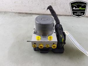 Gebruikte ABS Pomp Dacia Duster (SR) 1.0 TCE 100 Bi-Fuel, Eco-G 12V Prijs € 175,00 Margeregeling aangeboden door AutoHam