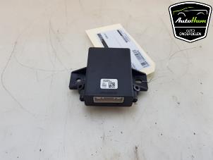 Gebruikte Camera module Dacia Duster (SR) 1.0 TCE 100 Bi-Fuel, Eco-G 12V Prijs € 95,00 Margeregeling aangeboden door AutoHam