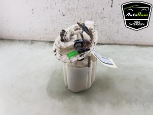 Gebruikte Tank element Pomp Mercedes C AMG (C205) 4.0 C-63 S AMG V8 Biturbo Prijs € 120,00 Margeregeling aangeboden door AutoHam