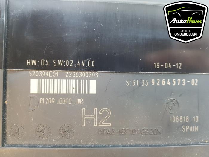 Computer Body Control van een BMW 3 serie (E92) 325i 24V 2011