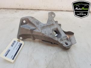 Gebruikte Motorsteun BMW 3 serie (E92) 325i 24V Prijs € 30,00 Margeregeling aangeboden door AutoHam