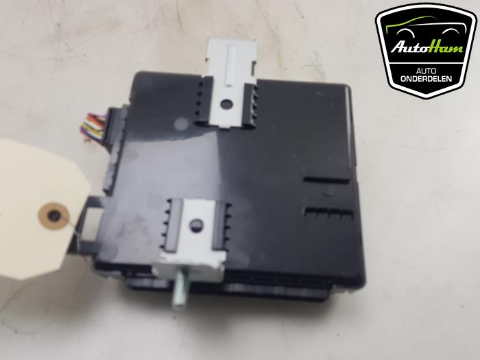 Computer Body Control van een Kia Stonic (YB) 1.0i T-GDi 12V Eco-Dynamics+ 2023