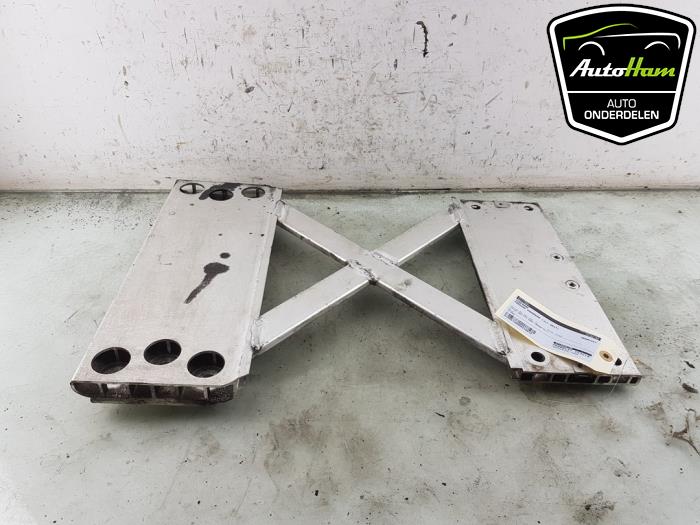 Gebruikte Subframe Porsche Panamera (971G) 2.9 V6 24V 4 E-Hybrid Prijs € 195,00 Margeregeling aangeboden door AutoHam