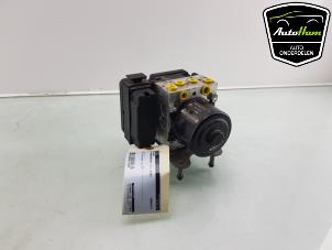 Gebruikte ABS Pomp Volkswagen Transporter T5 2.0 BiTDI DRF Prijs € 175,45 Inclusief btw aangeboden door AutoHam