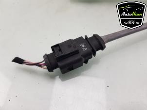 Lambda Sonde van een Volkswagen Golf VII (AUA) 2.0 R 4Motion 16V 2016