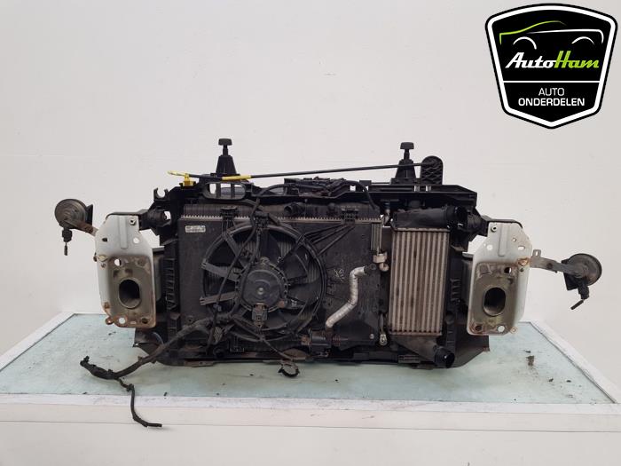 Koelerset van een Ford EcoSport (JK8)  2017