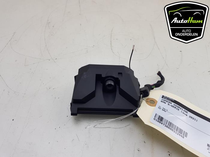 Camera voorzijde van een BMW 5 serie Touring (G31) 530i 2.0 TwinPower Turbo 16V Mild Hybrid 2021