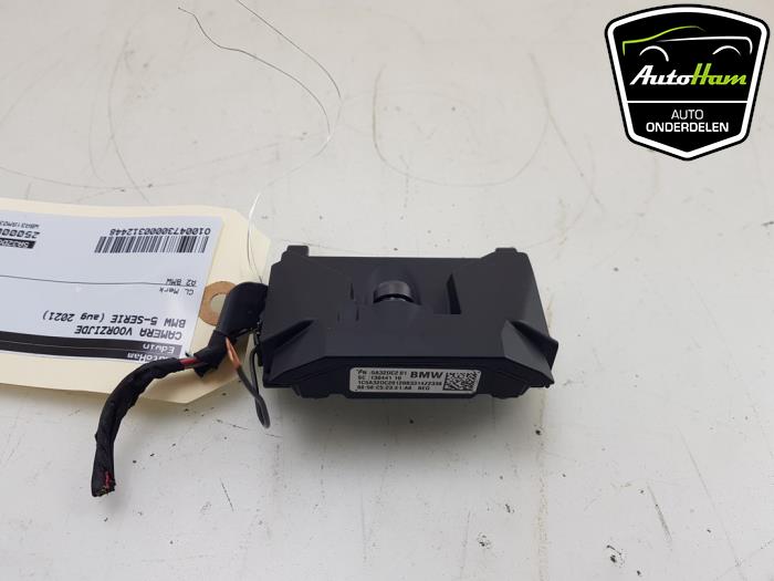 Camera voorzijde van een BMW 5 serie Touring (G31) 530i 2.0 TwinPower Turbo 16V Mild Hybrid 2021