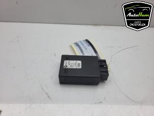 Gebruikte Brandstofpomp module BMW 3 serie Touring (G21) 318i 2.0 TwinPower Turbo 16V Prijs € 25,00 Margeregeling aangeboden door AutoHam